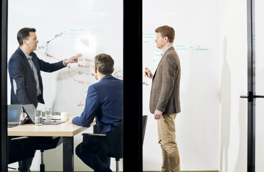 LIOF_TEAM INDUSTRIE_B_5818_SITE.jpg